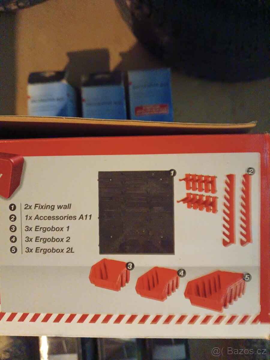 Plastový držák na zeď na nářadí - 3