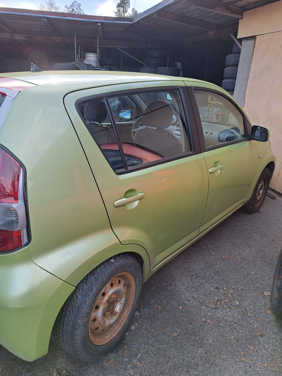 Daihatsu Sirion 1.3 benzín 64kW - 3