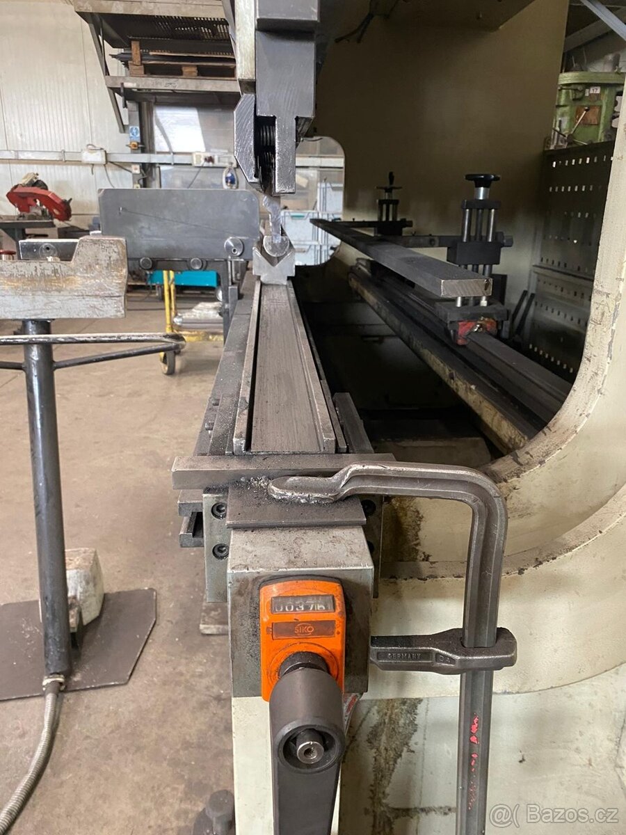 Ohraňovací lis DURMA E-30160 (9001) - 3