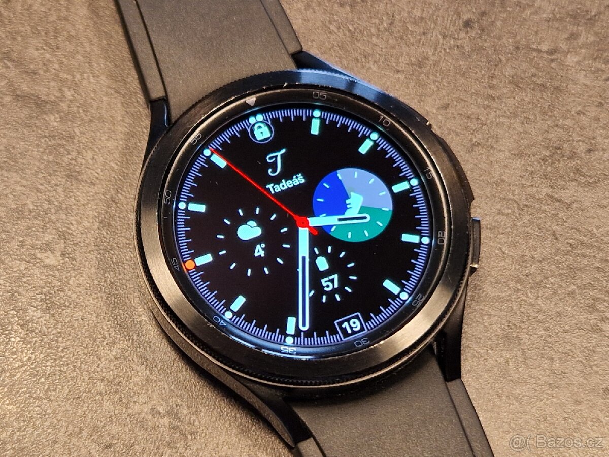 Chytré hodinky Samsung Watch 4 Classic - 3