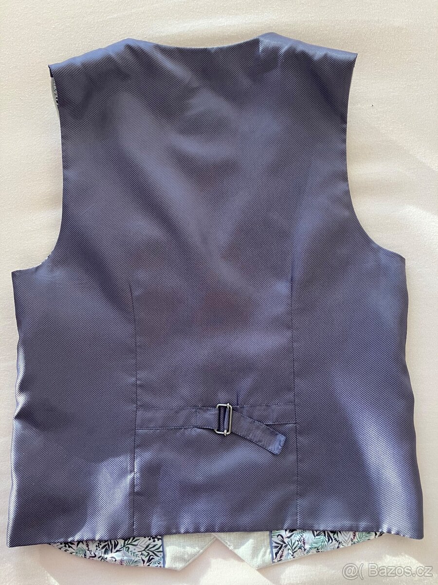 Společenská vesta pro kluka 10 let - 3