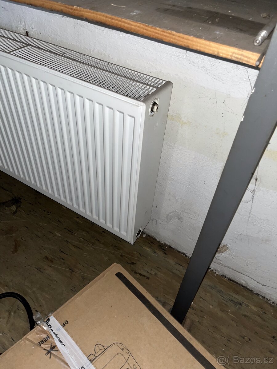 Deskový radiátor 100×15×60cm - 3