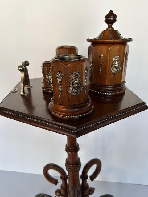 Kuřácký stolek okolo roku 1900 - originál. - 3