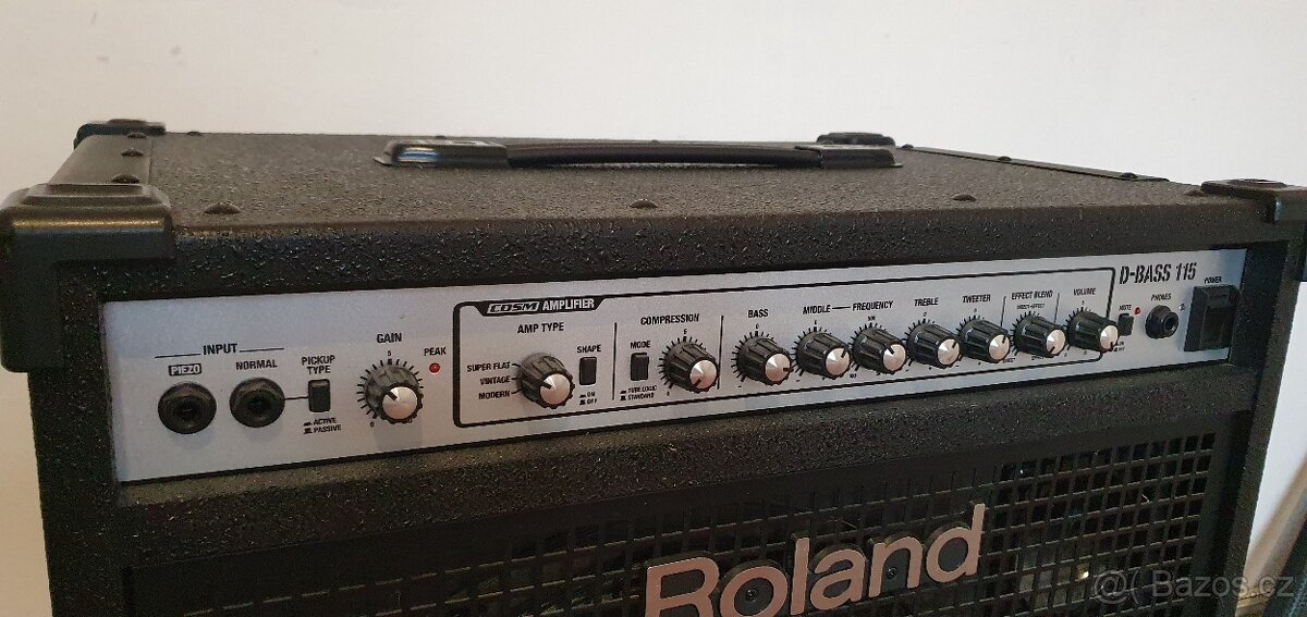 Baskytarové kombo Roland D-Bass 115 - 3