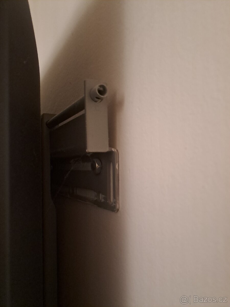 Prodám plazmovou TV Panasonic TH-42PX80E - 3