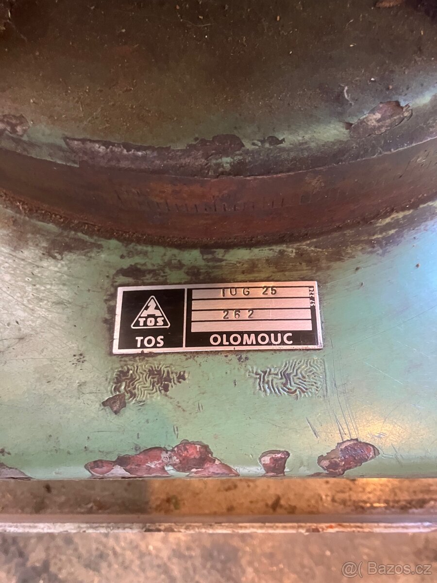 TOS FA3U konzolová frézka - 3