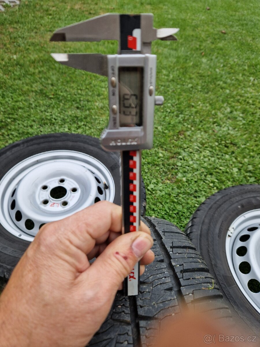 CELOROČNÍ SADU KOL NA VW Crafter II SY - 3