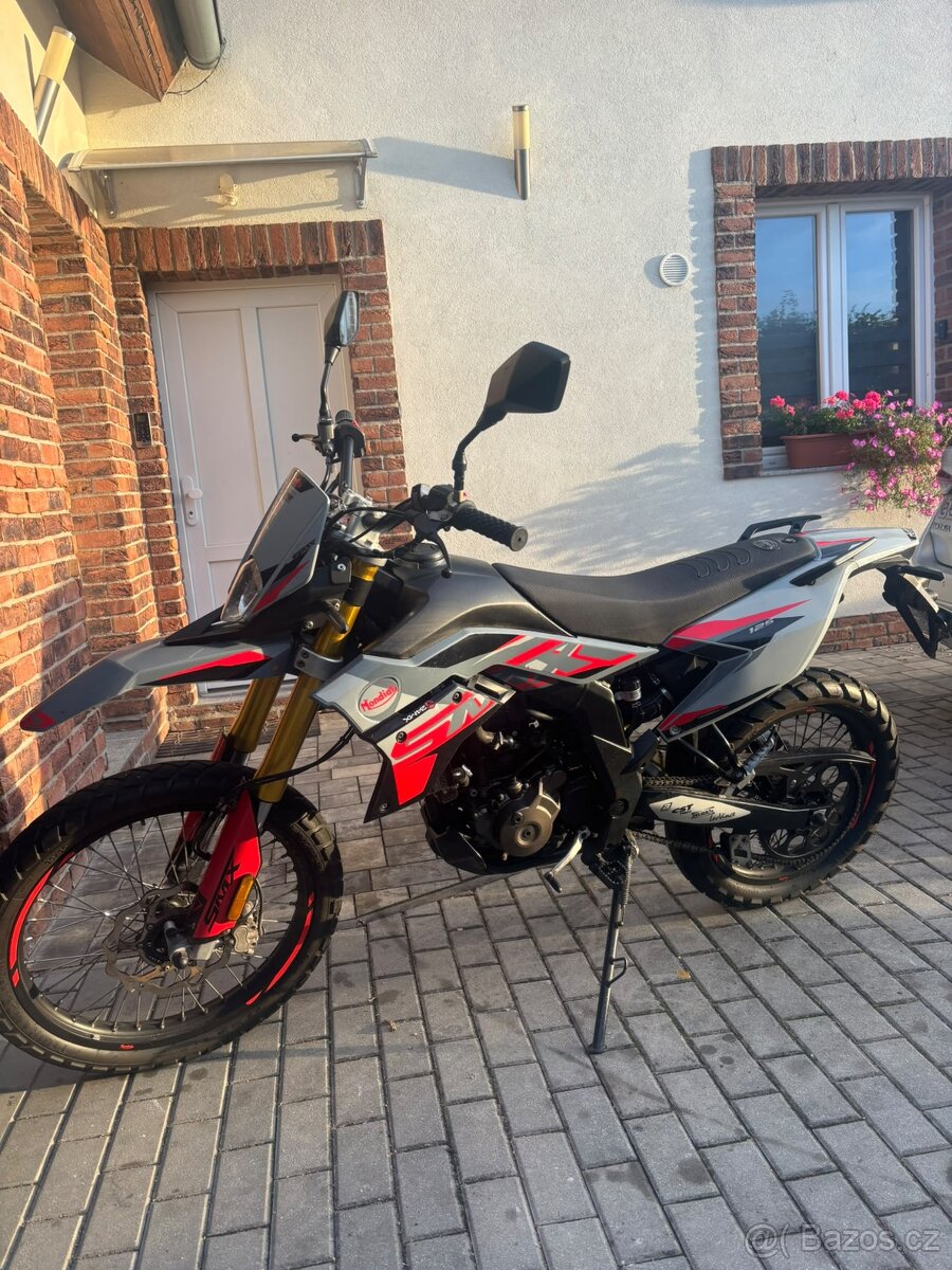 Mondial SMX 125 - 3