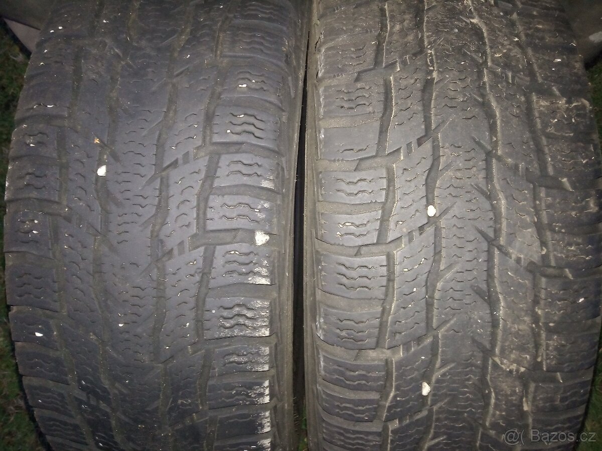 Zimní pneu 215/65/15C - 3