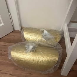 Dizajnový zlatý luster – moderný kúsok - 3