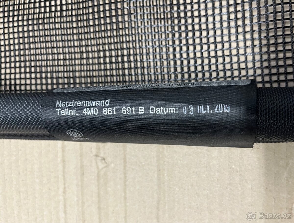 Audi Q7 dělící síť do kufru - 3