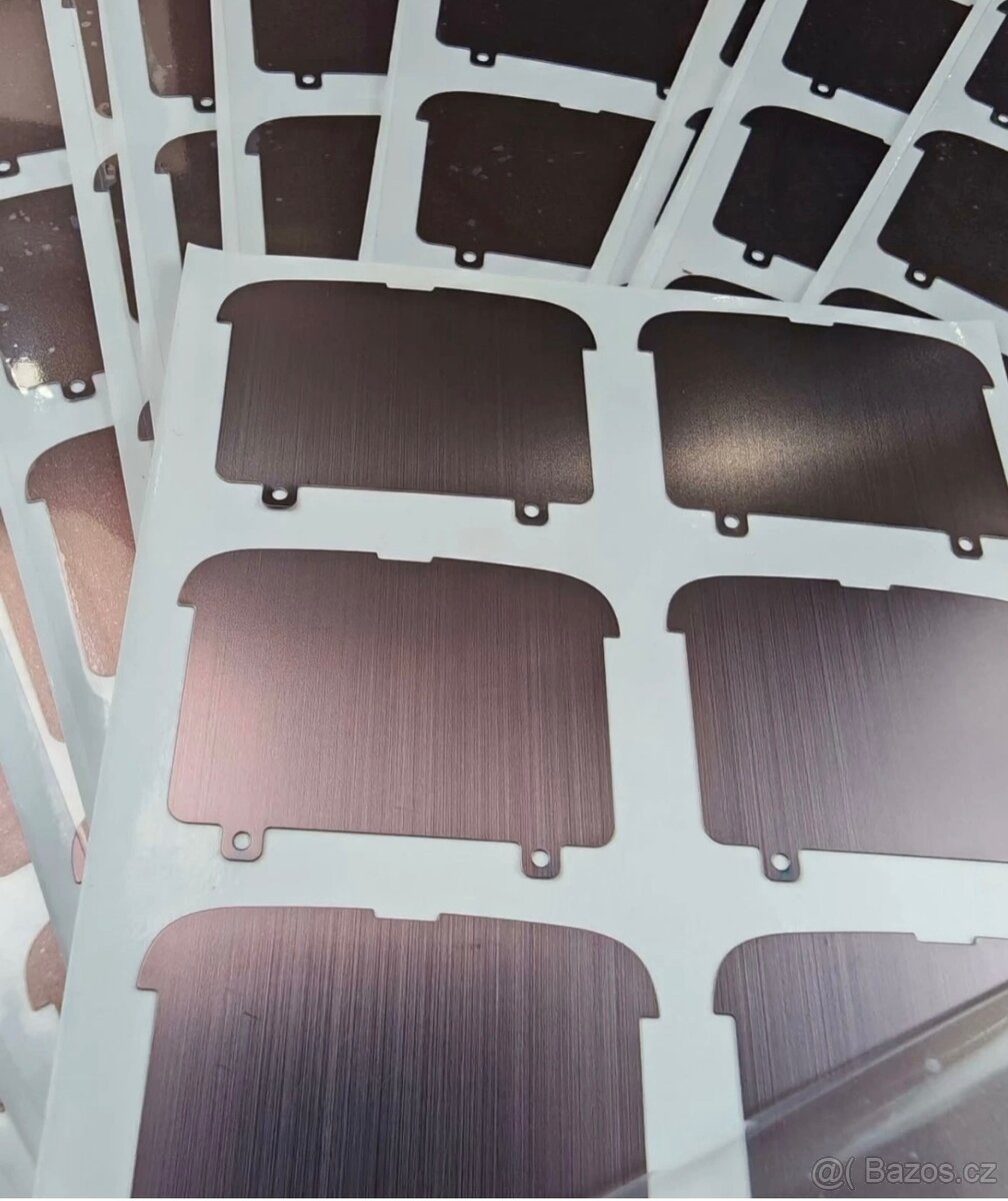 Nokia 8800 Carbon Arte zadní kryt Gold, Black, Carbon, Sappi - 3