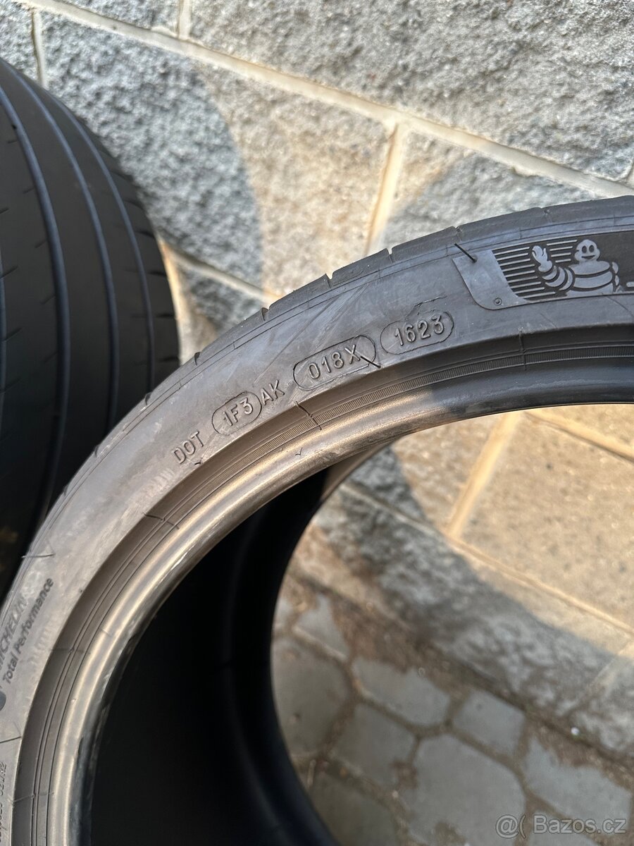 Michelin Pilot Sport 4 S 295/30 ZR20 N0 - 3