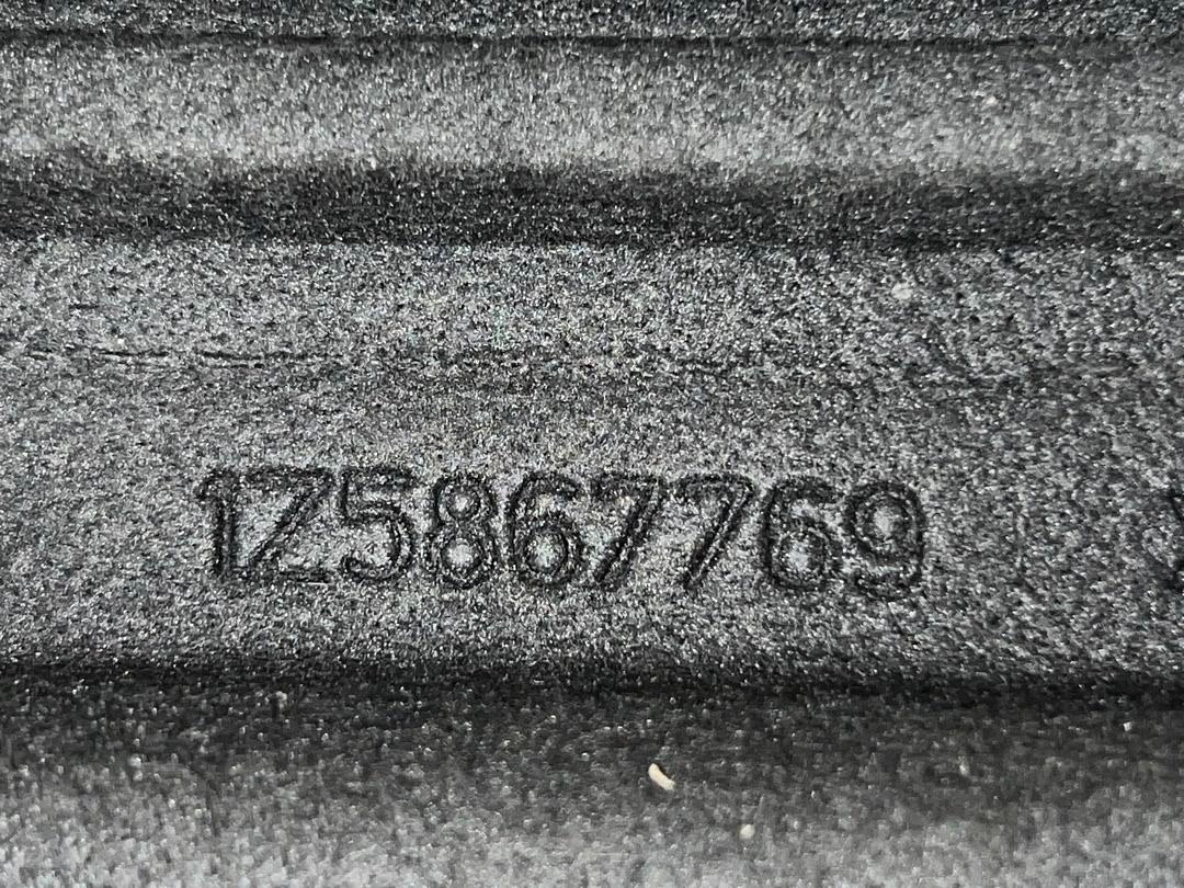 Plato kufru 1Z5867769 Škoda Octavia 2 FL sedan r.v. 2012 - 3