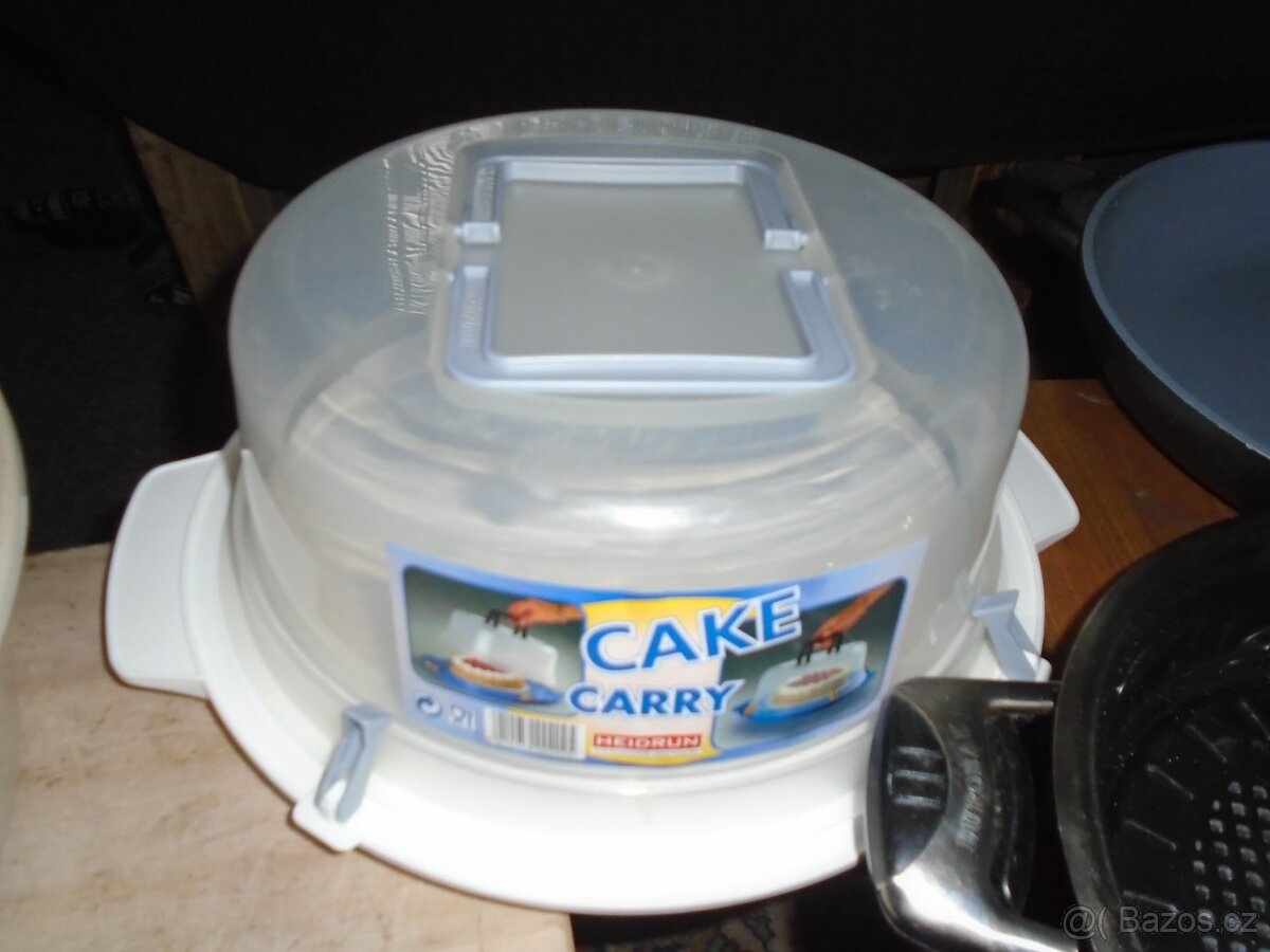 Kuchyňské nádobí pánve, atd. - 3