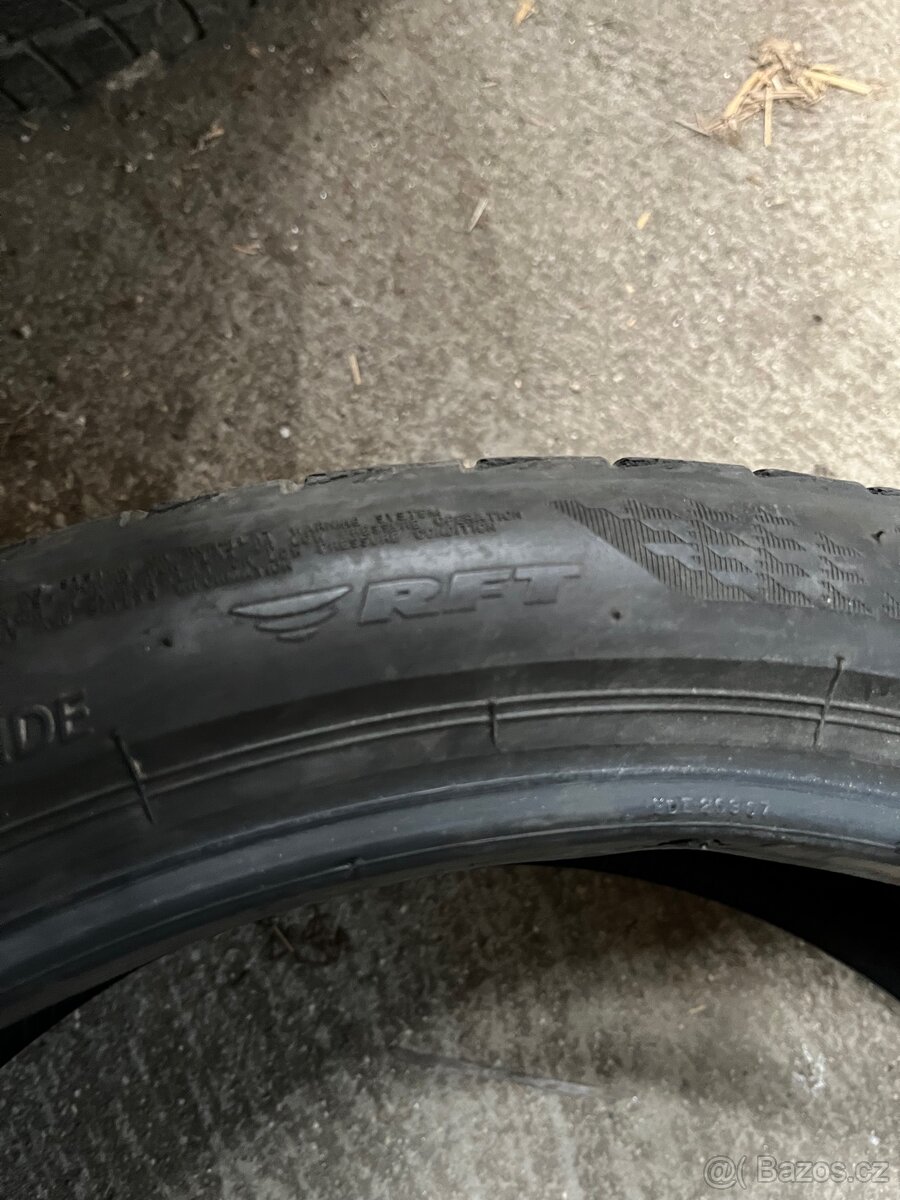 Gumy Bridgestone 225/40/19 runflat - 3