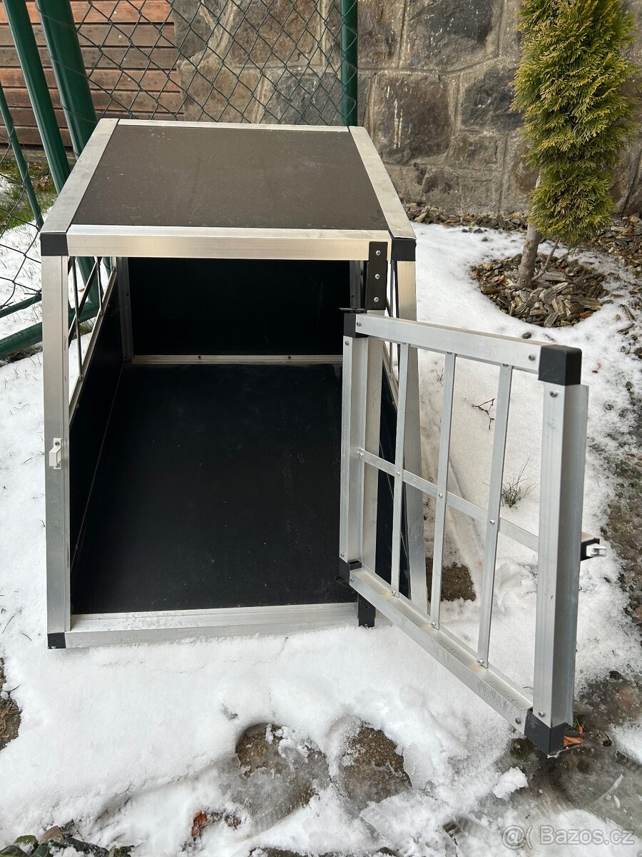 Klec do auta pro psa - 3