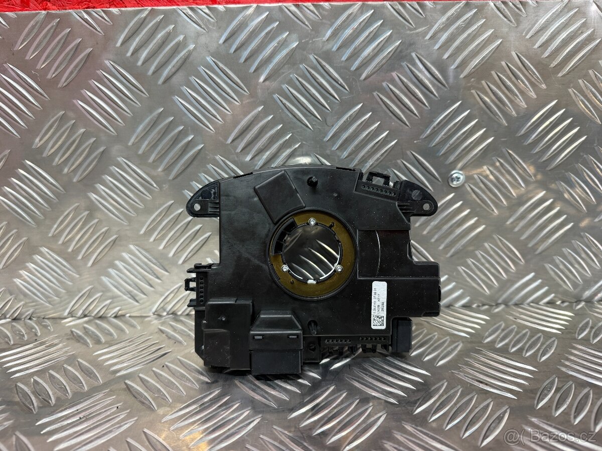 VOLANTOVÝ KROUŽEK 5K0953569AA - 3