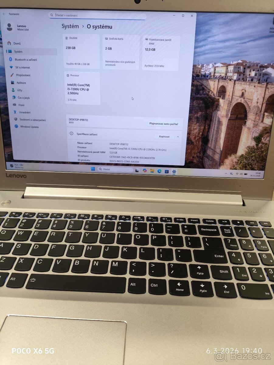 Herní notebook Lenovo - 3