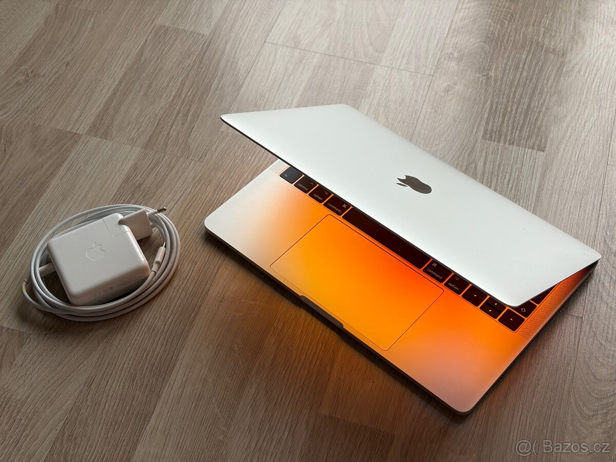 Apple Macbook Pro 13 - Silver - NOVÁ BATERIE - TOP - 3