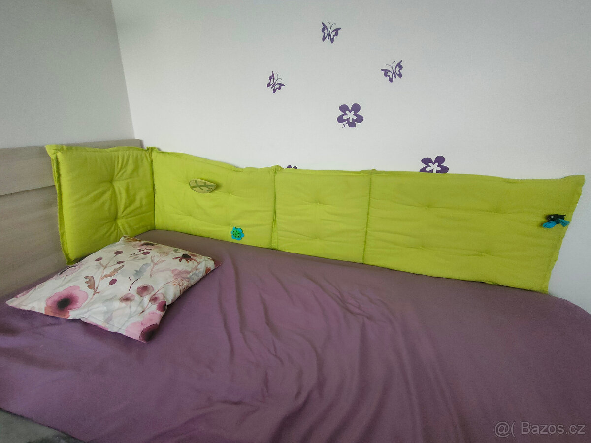 mantinel k posteli - 3