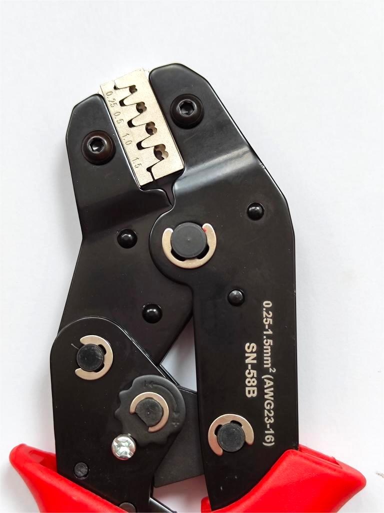 Konektorovací kleště. - 3