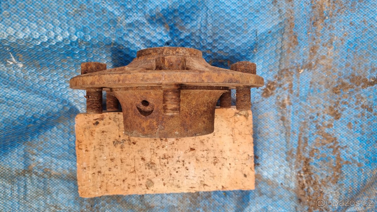 Náboj kola Škoda 30 - 3