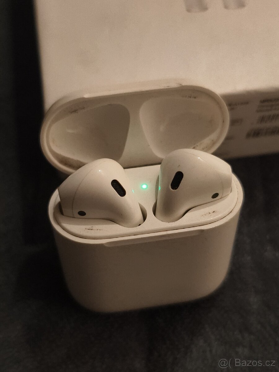 Apple airpods - 3