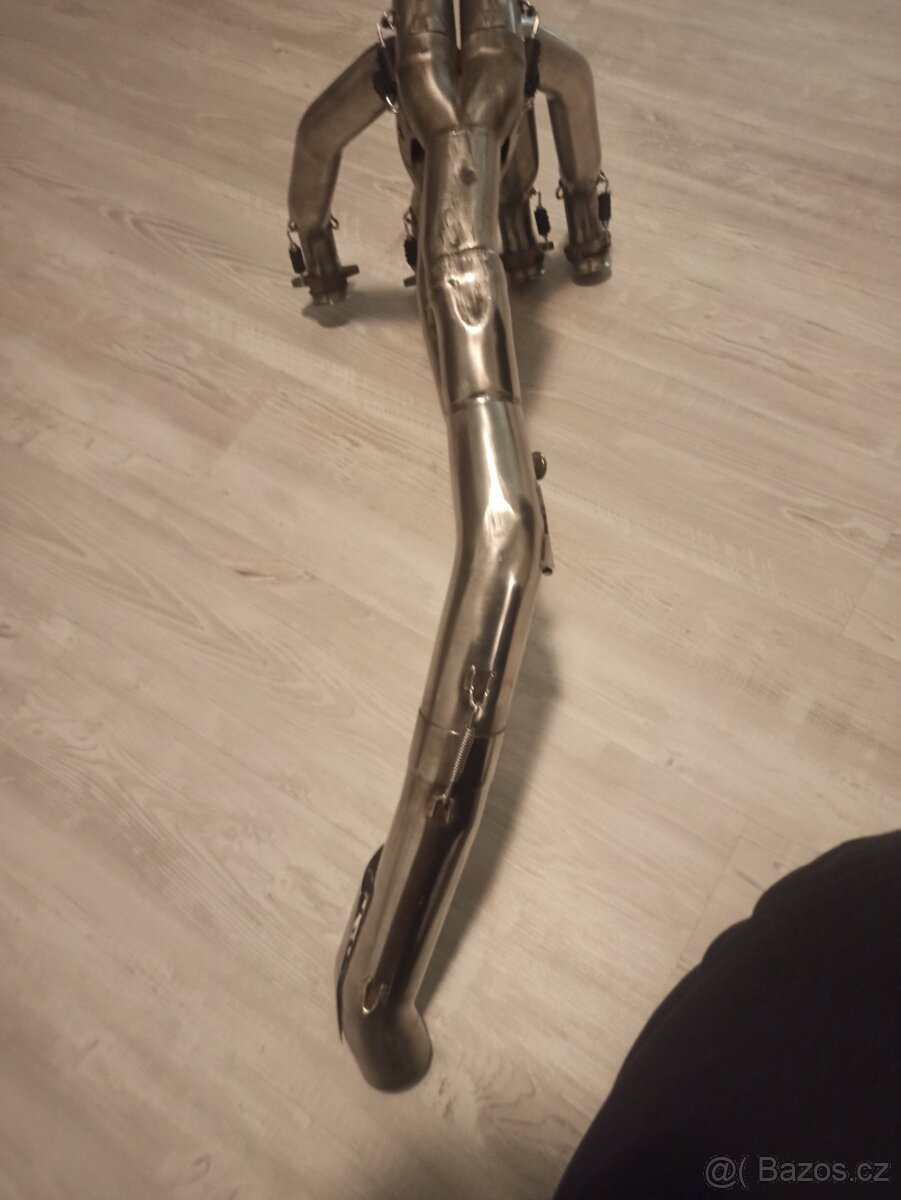 Yoshimura svody GSX-R 1000 - 3
