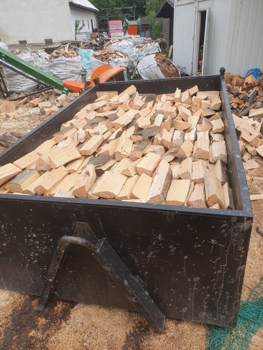 Palivové dřevo BUK skládaný - 3