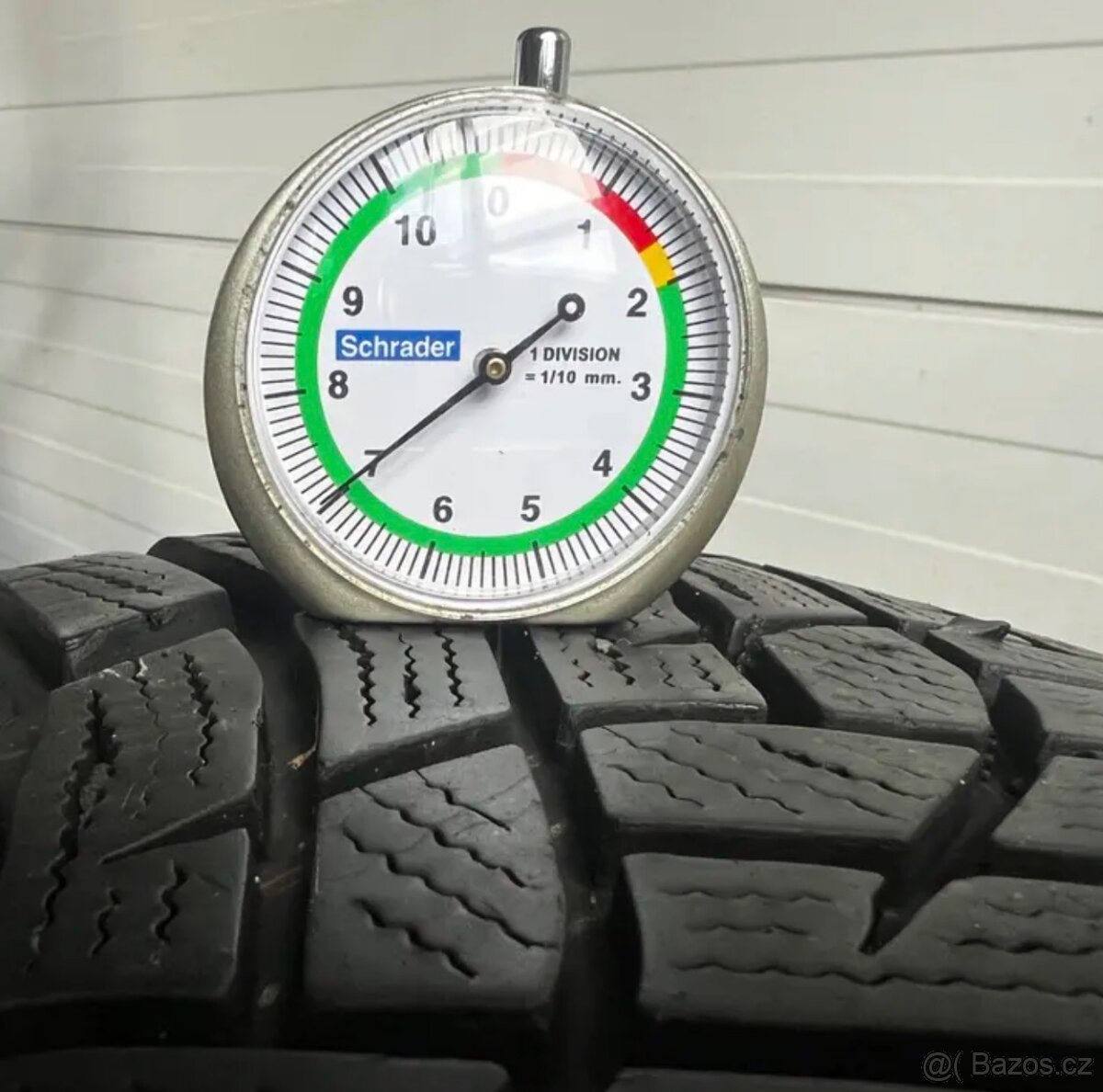 Zimní pneu č.808 - Goodyear - 235 45 18 extra-load - 3