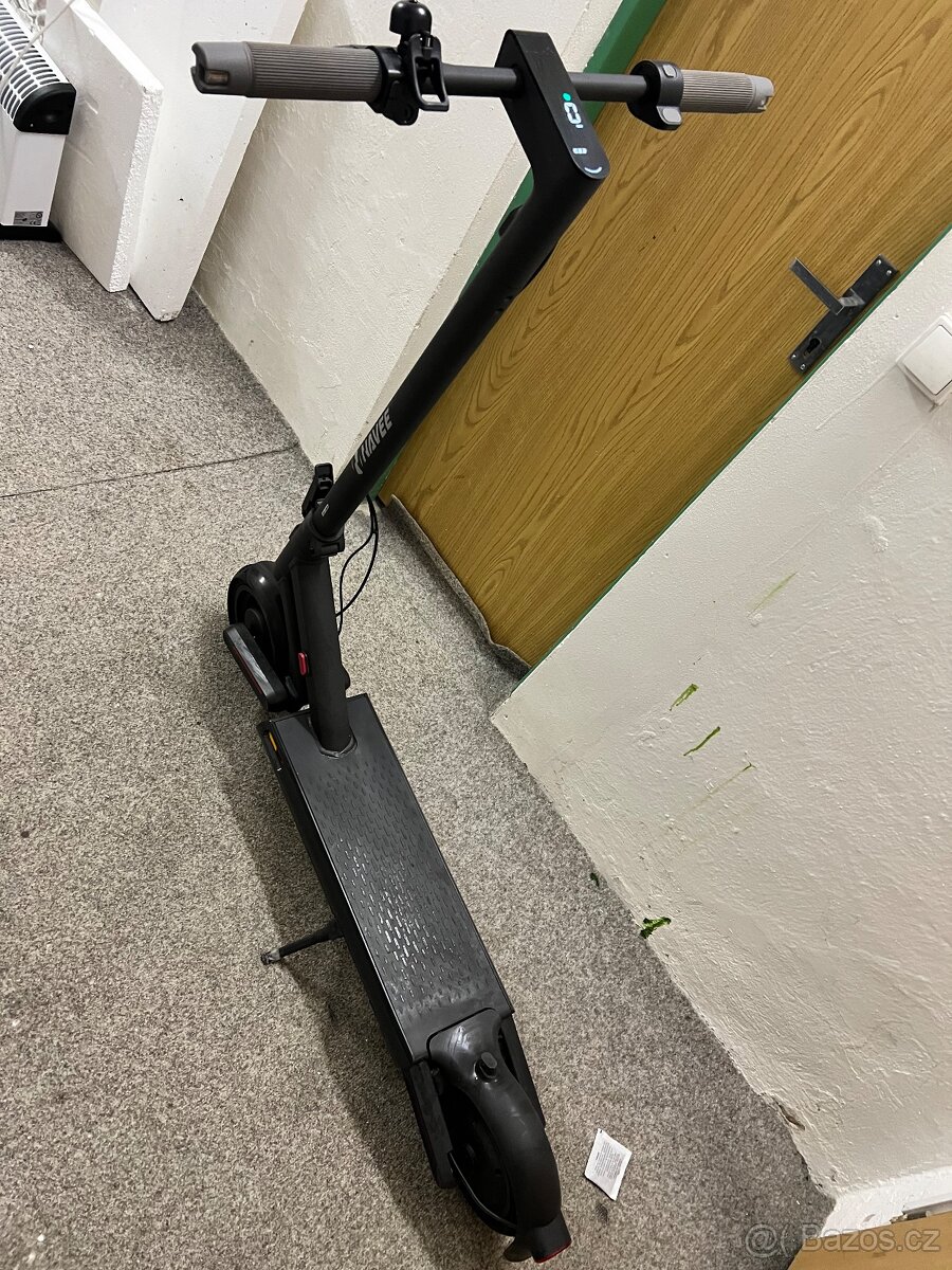 elektrická koloběžka Navee S65 - 3