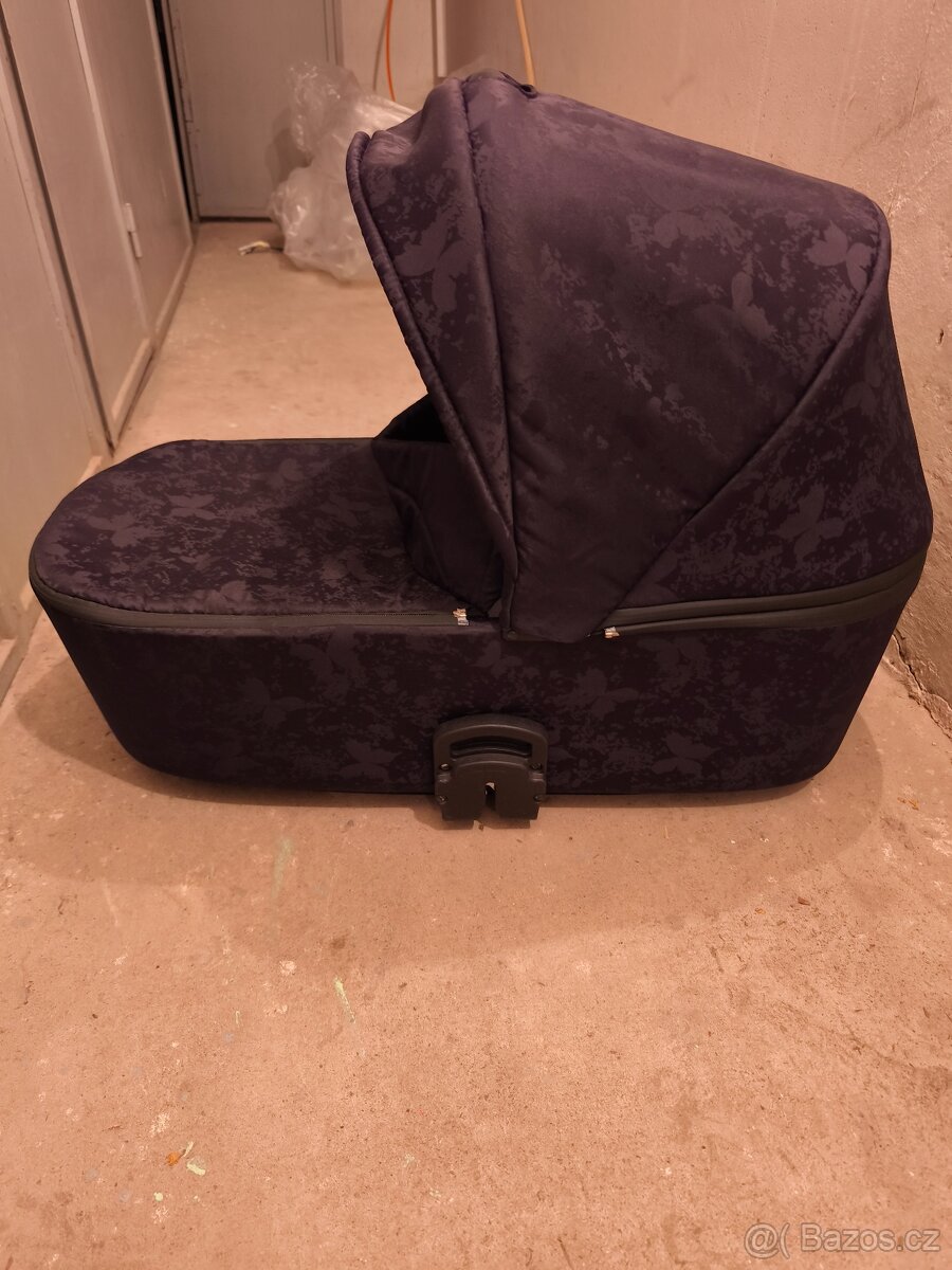 Kočár Tudore Explorer - 3