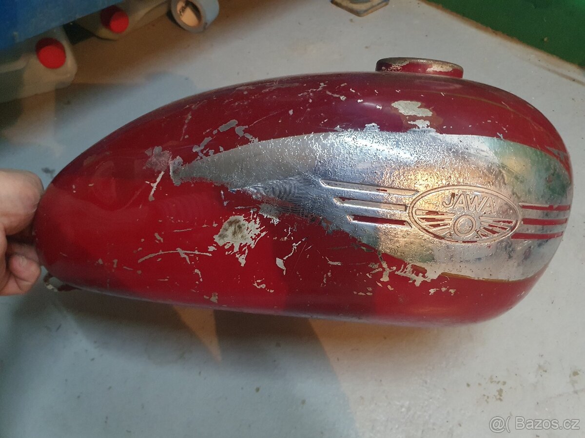 Jawa nadrz panelka 559 - 3