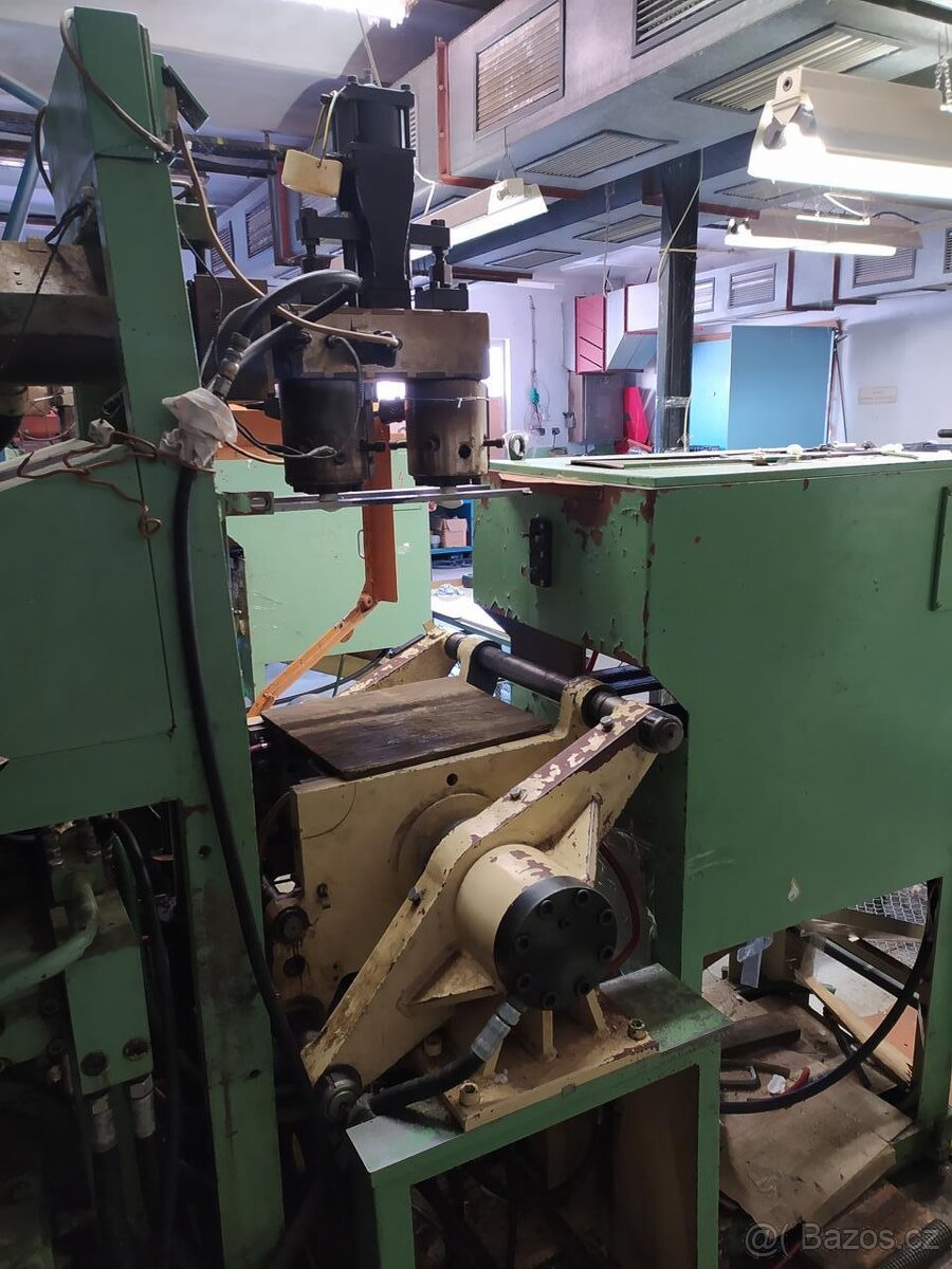 Vyfukovací stroj Chodos M001 (5645) - 3