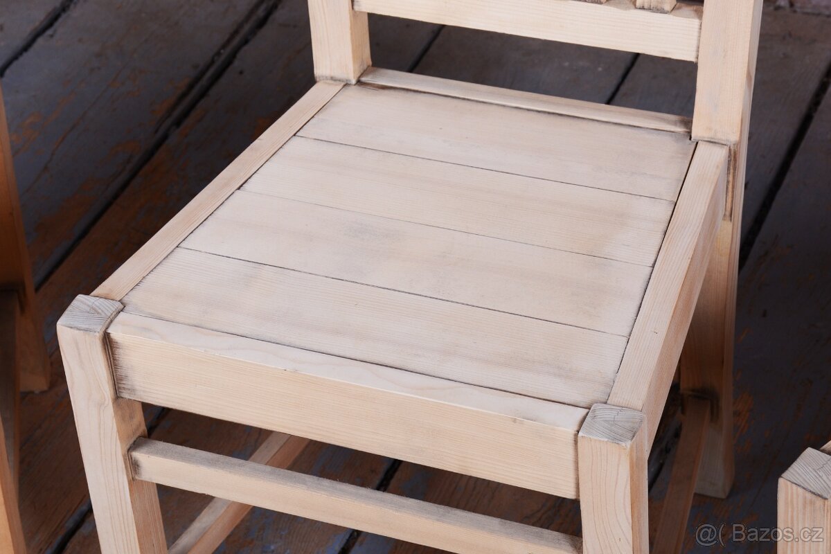 Řemeslná replika historické židle - 3