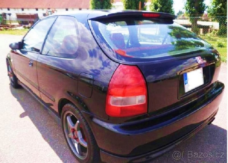Viko od nádrže Honda Civic 6G - 3