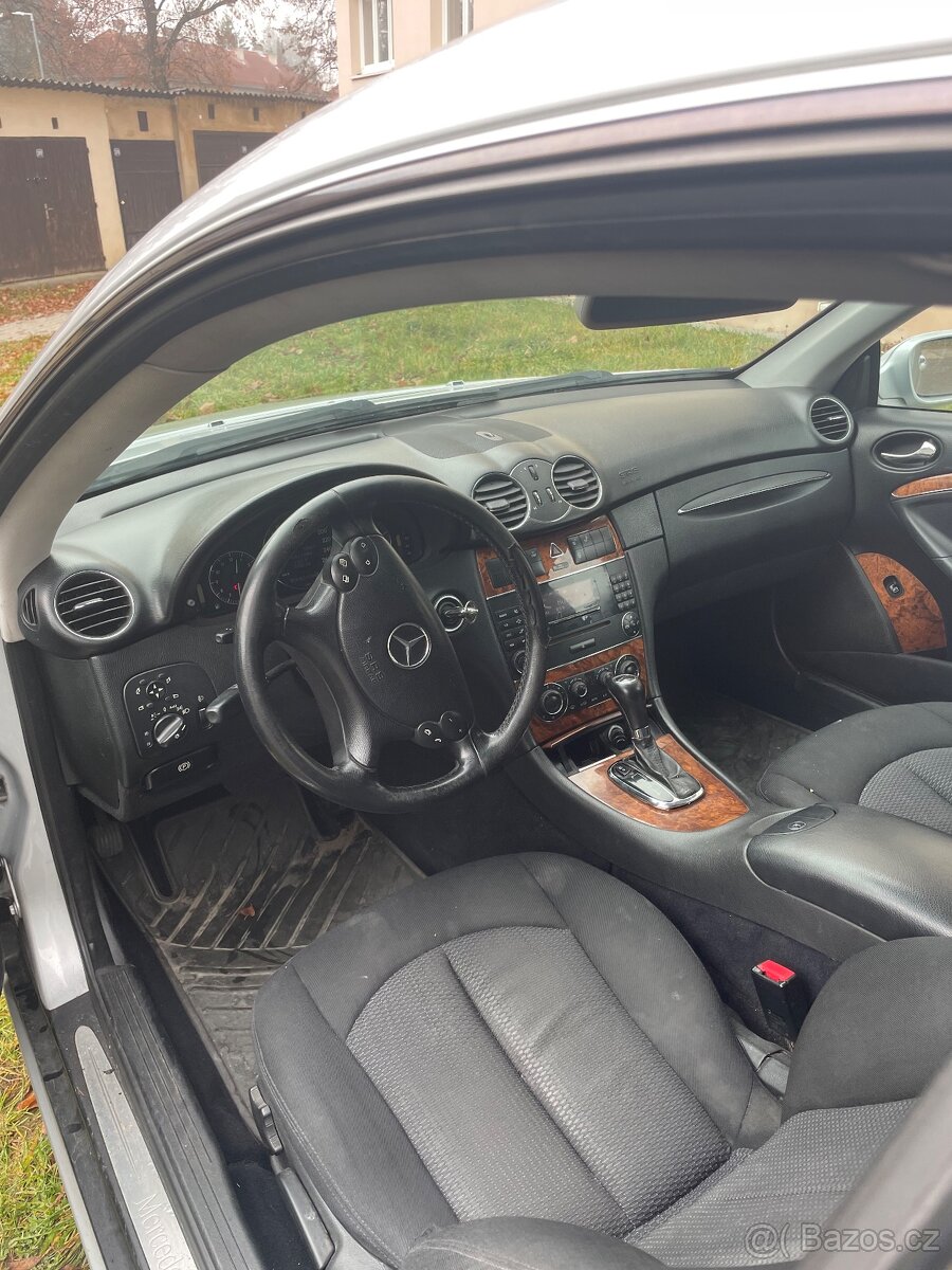 Mercedes Benz CLK 220 CDI - 3
