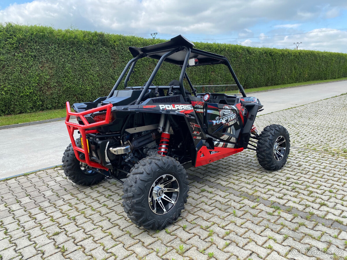 Polaris RZR XP 1000