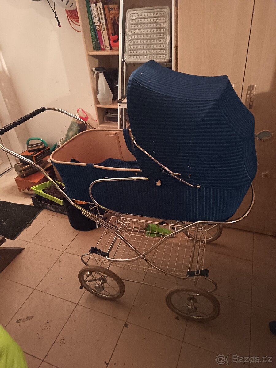 Retro kočárek - 3