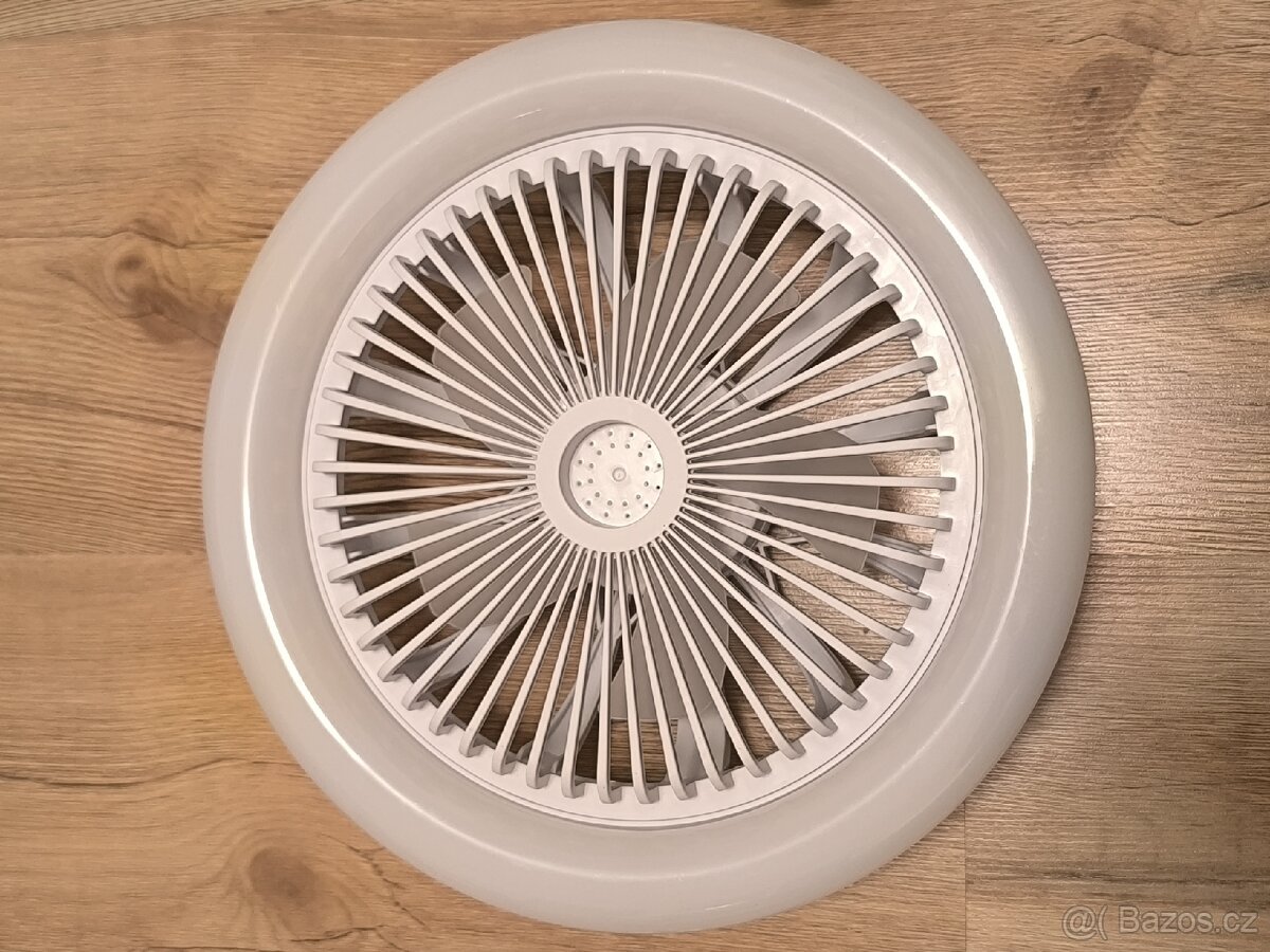 Stropní ventilátor a světlo 2v1 - 3