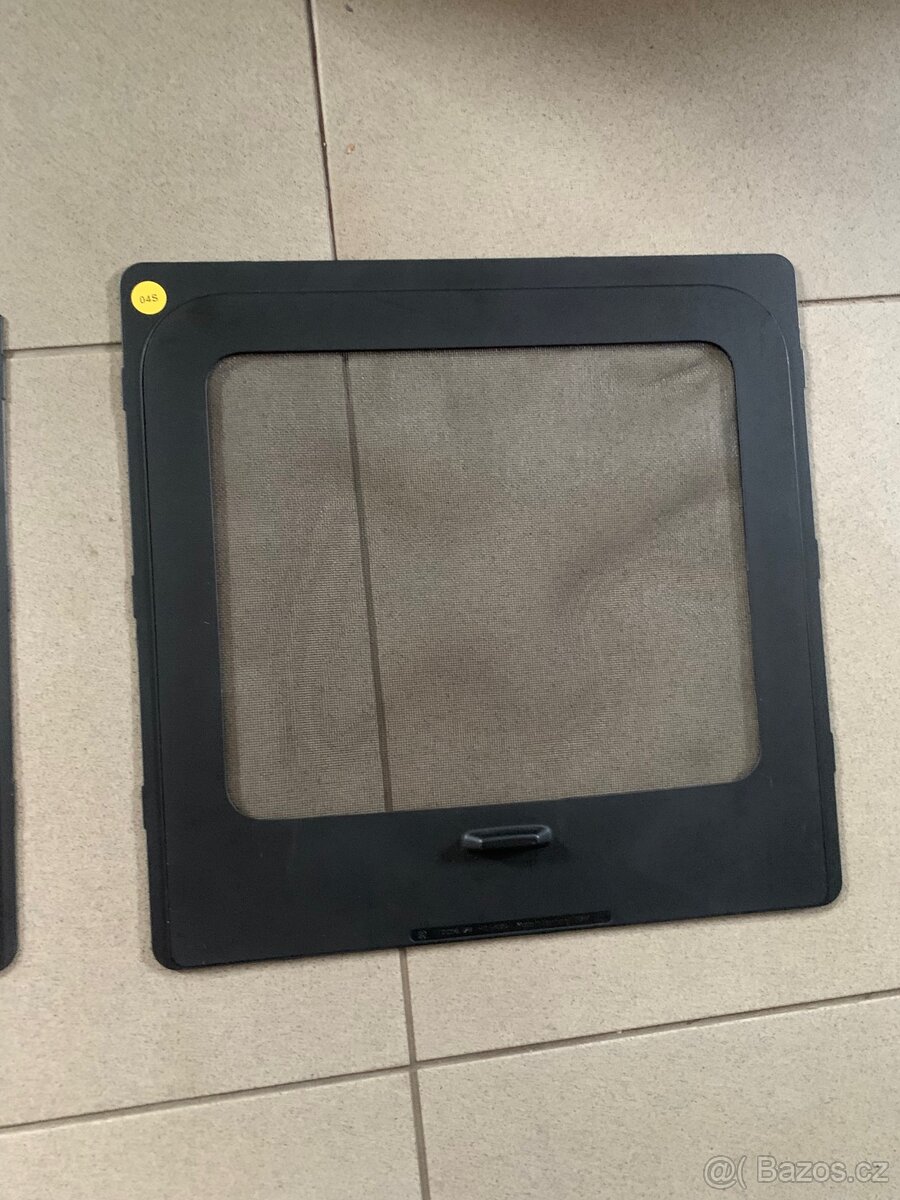 Větrací mřížka pro okno posuvné VW Californie T7 - 3