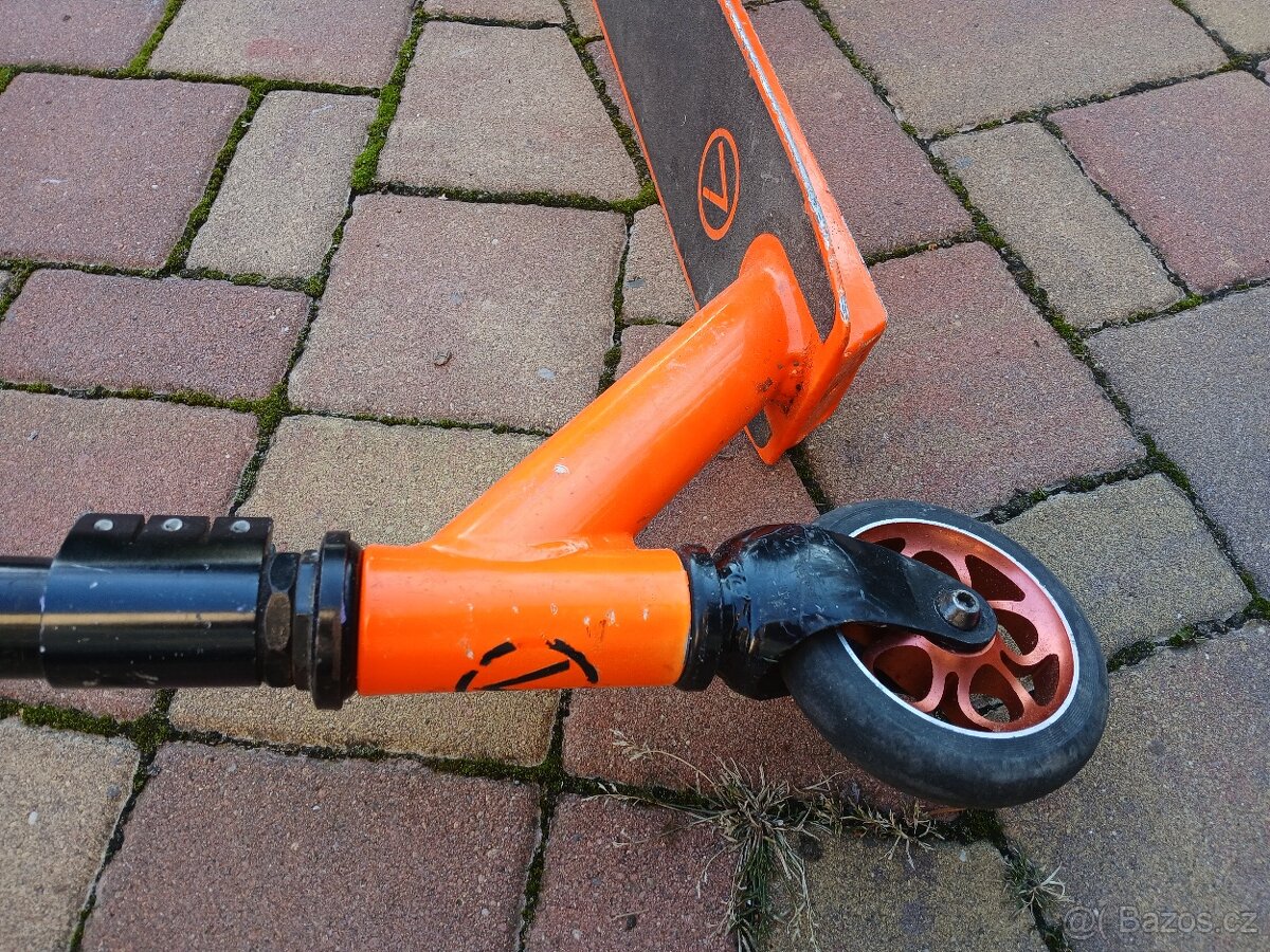 Freestyle koloběžka Spartan - 3