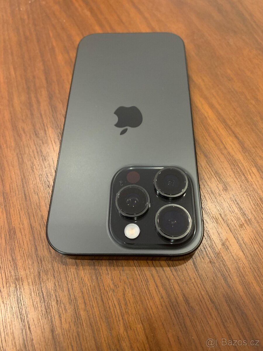 IPhone 16 pro v černé barvě 128gb - 3