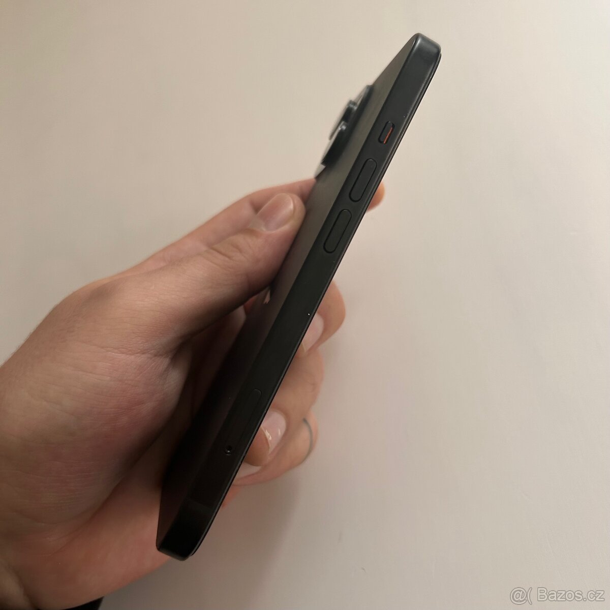 Apple iPhone 15 128 GB, černý - 3