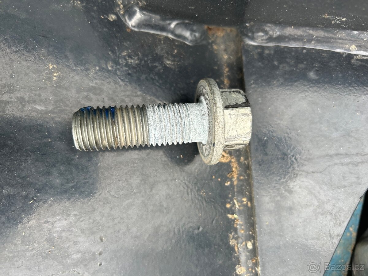 Konzole Stoll na New Holland - 3