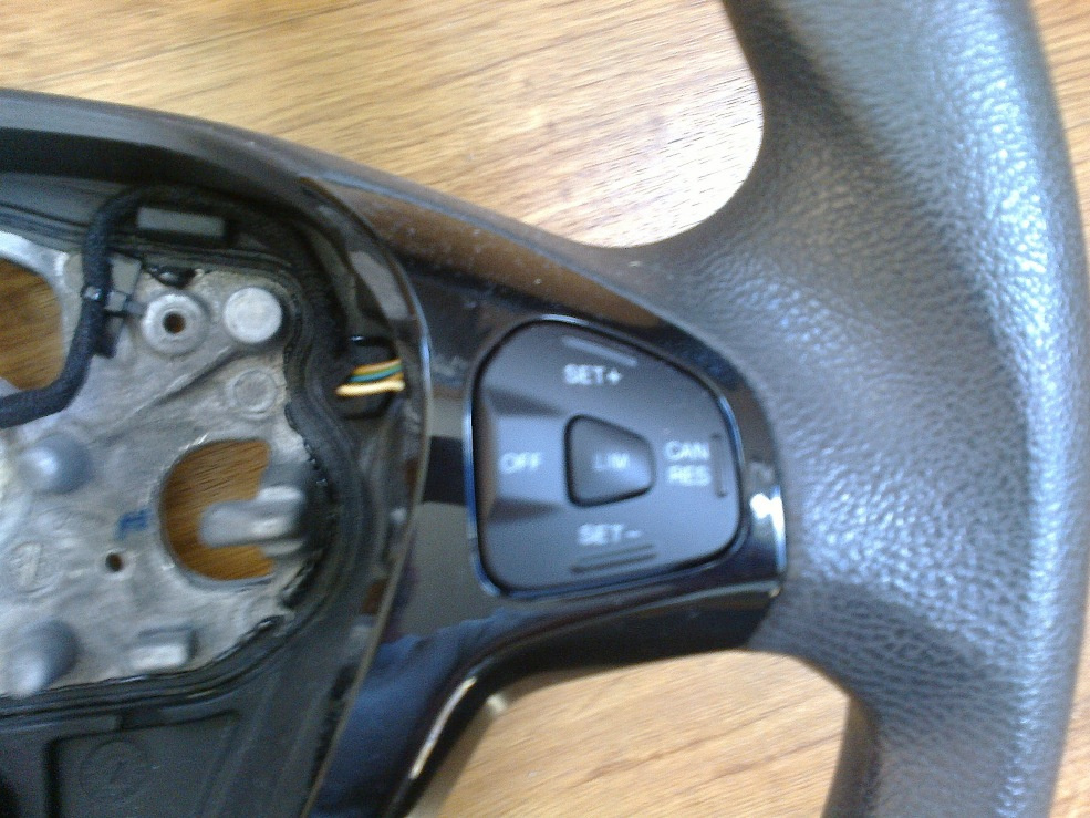 ford ka plus 2016-2019 plastovy volant - 3