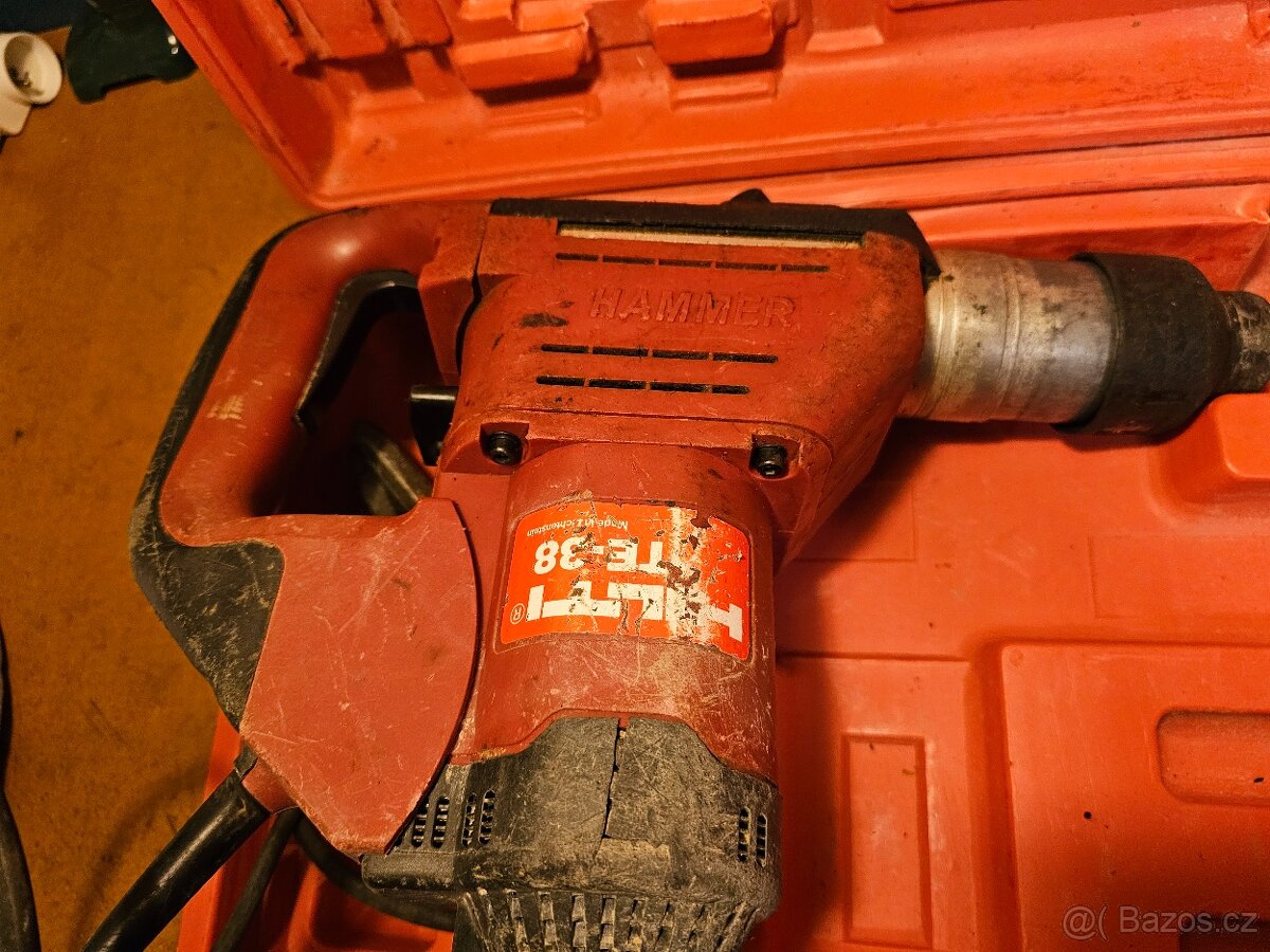 Vrtací boiurací kladivo Hilti TE38 - 3