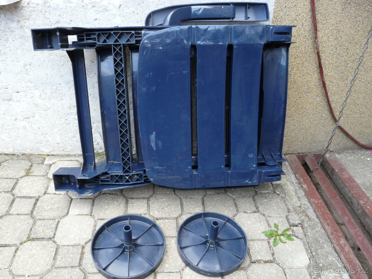 Skládací lehátko. - 3