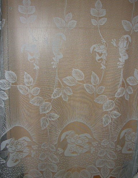 nová záclona Křemílek a Vochomůrka - výška 150cm Tylex - 3